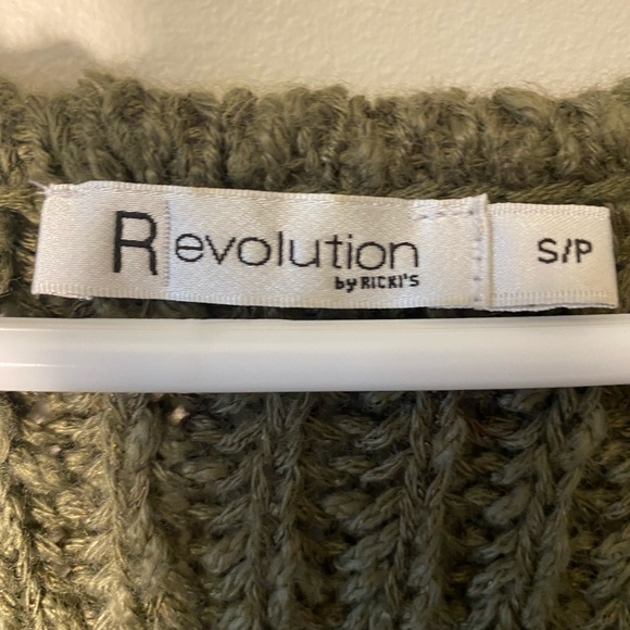 Sweater - Picture 2 of 2